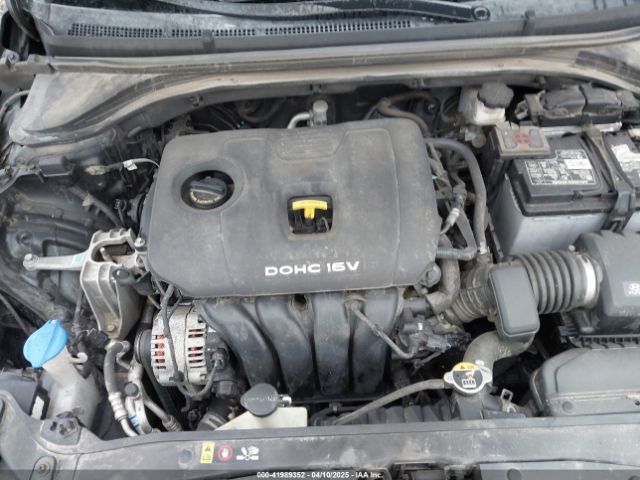 5NPD84LF7HH022111 Hyundai ELANTRA SE