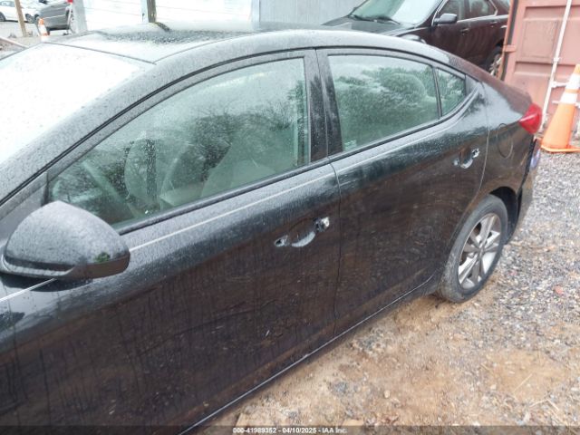 5NPD84LF7HH022111 Hyundai ELANTRA SE