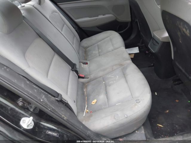 5NPD84LF7HH022111 Hyundai ELANTRA SE