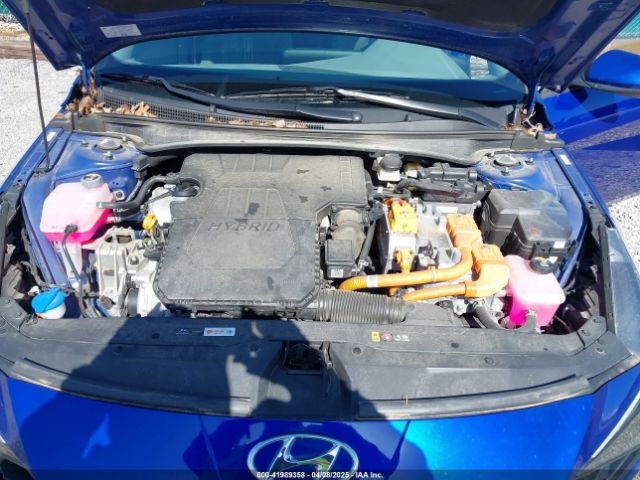 KMHLM4AJ0PU052419 Hyundai Elantra Hybrid Blue