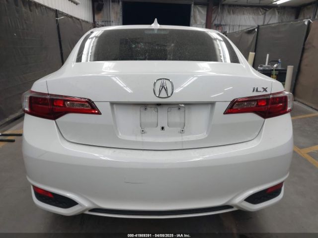 19UDE2F30JA002215 Acura Ilx Acurawatch Plus Package