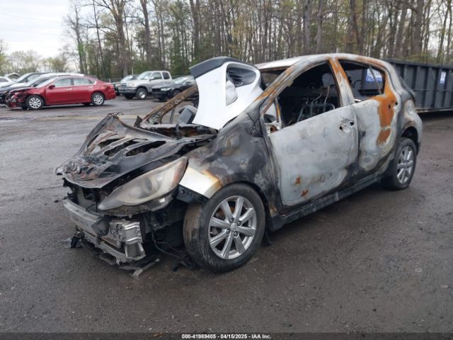 JTDKDTB38H1596549 Toyota Prius C Two