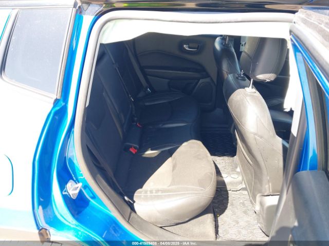 3C4NJCBB0MT523322 Jeep Compass Altitude Fwd