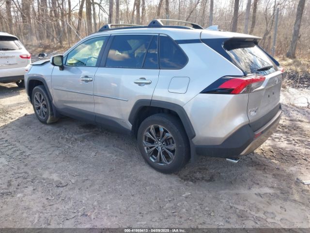 2022 TOYOTA RAV4 HYBRID JTMD6RFV8NJ017198 Photo 2