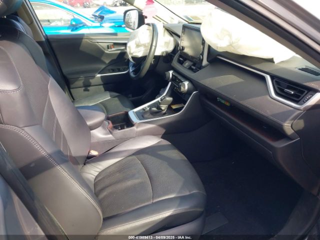 2022 TOYOTA RAV4 HYBRID JTMD6RFV8NJ017198 Photo 4