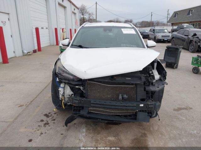 KM8J33AL6KU838403 Hyundai Tucson Sport