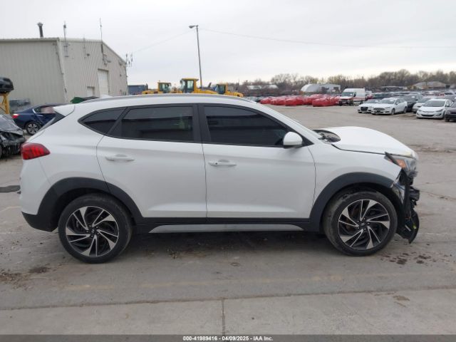 KM8J33AL6KU838403 Hyundai Tucson Sport