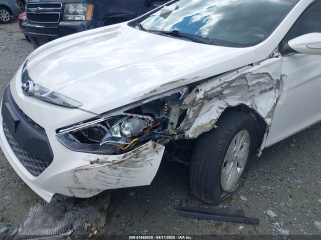 KMHEC4A4XFA137273 Hyundai SONATA HYBRID