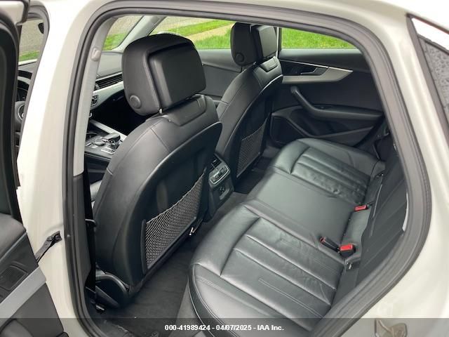 WAUENAF49HN010111 Audi A4 2.0t Premium  Plus