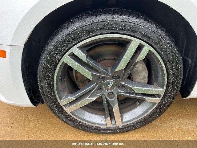 WAUENAF49HN010111 Audi A4 2.0t Premium  Plus