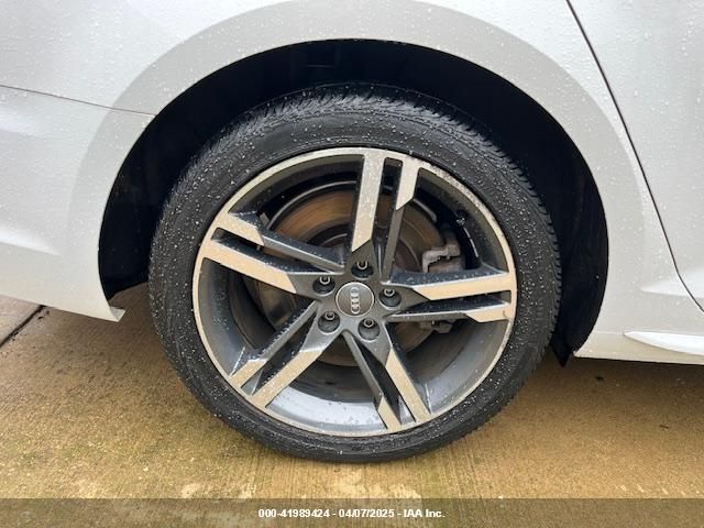 WAUENAF49HN010111 Audi A4 2.0t Premium  Plus