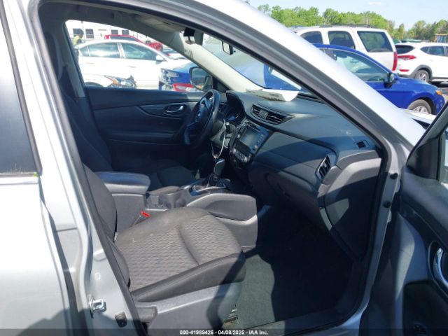 KNMAT2MT2KP530752 Nissan ROGUE SV