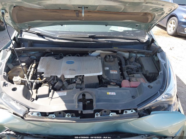 JTDKBRFU3J3068729 Toyota Prius Two