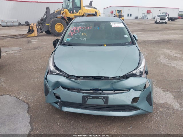 JTDKBRFU3J3068729 Toyota Prius Two