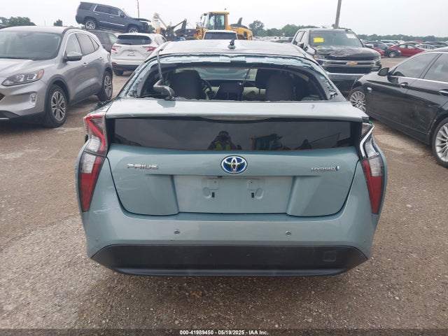 JTDKBRFU3J3068729 Toyota Prius Two