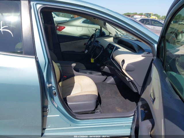 JTDKBRFU3J3068729 Toyota Prius Two