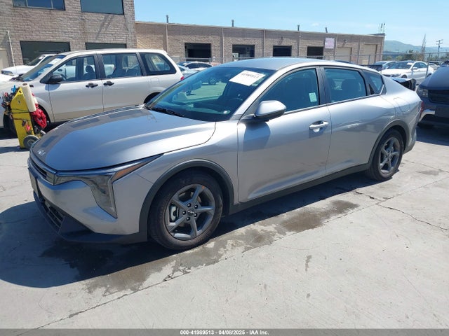 KIA K4 Lxs 2025 3KPFT4DE0SE031208 Image 2