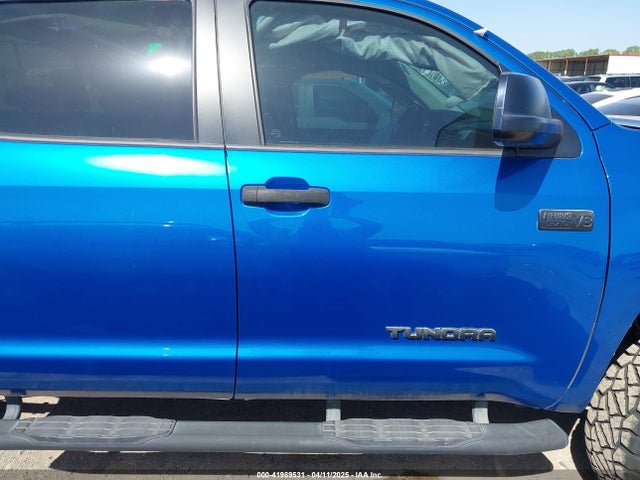 5TFDW5F15GX579467 Toyota Tundra Sr5 5.7l V8