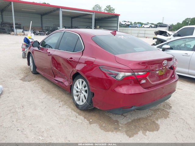 4T1C11AK6NU624168 Toyota CAMRY LE