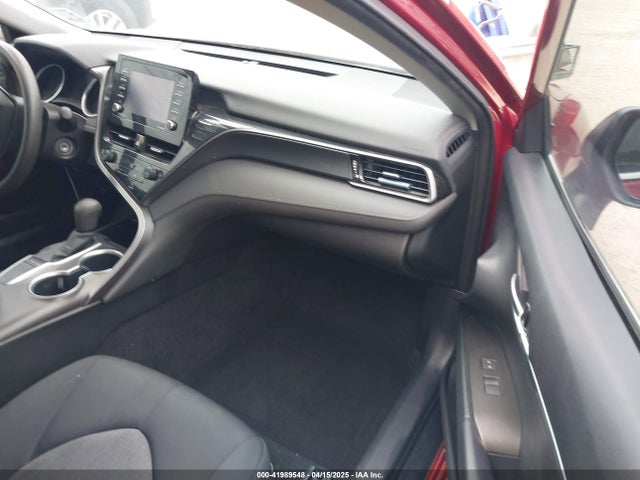 4T1C11AK6NU624168 Toyota CAMRY LE