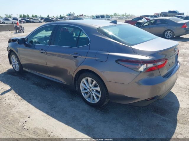 4T1C11AK9NU671419 Toyota CAMRY LE