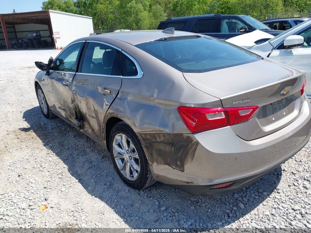 1G1ZD5STXSF135317 Chevrolet Malibu Fwd 1lt