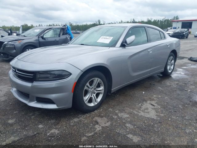 2C3CDXBGXFH840428 Dodge Charger Se