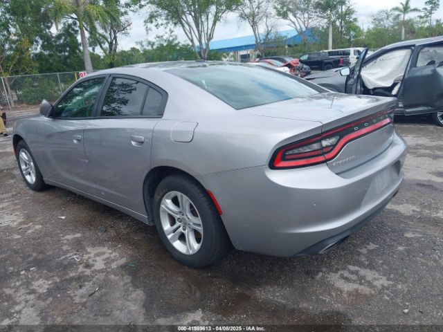 2C3CDXBGXFH840428 Dodge Charger Se