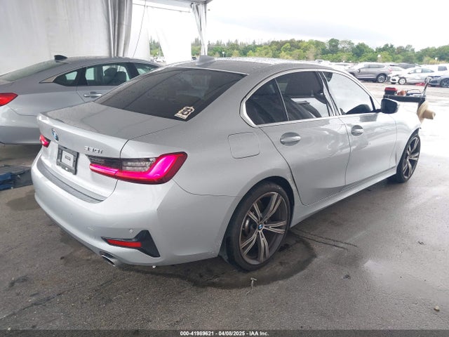 WBA5R1C0XMFL39992 BMW 330I