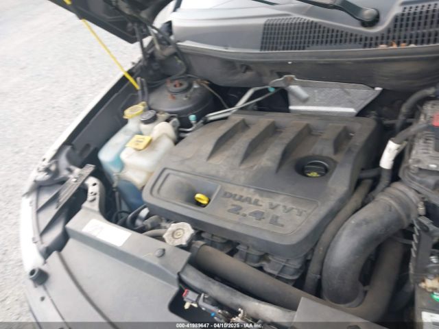 1C4NJDBB7GD805506 Jeep Compass 75th Anniversary
