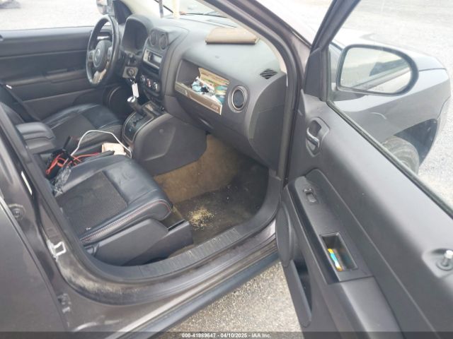 1C4NJDBB7GD805506 Jeep Compass 75th Anniversary