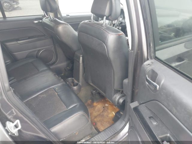 1C4NJDBB7GD805506 Jeep Compass 75th Anniversary