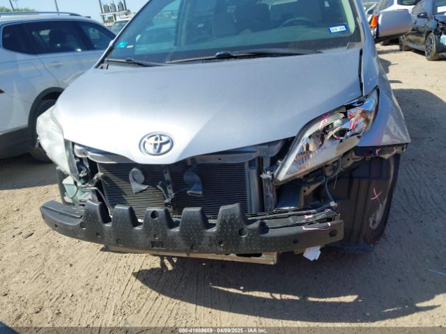 5TDKK3DC3FS539467 Toyota Sienna Le 8 Passenger