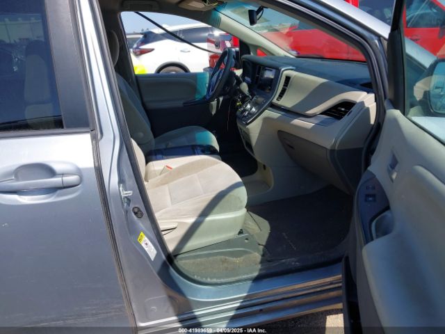 5TDKK3DC3FS539467 Toyota Sienna Le 8 Passenger