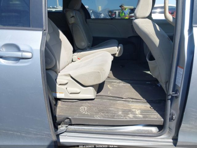 5TDKK3DC3FS539467 Toyota Sienna Le 8 Passenger