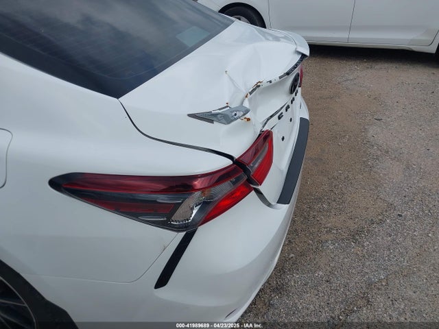 4T1T11AK9RU897563 Toyota CAMRY SE
