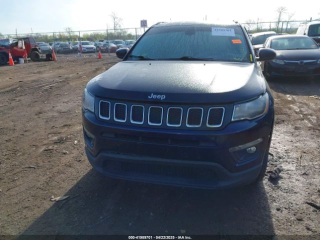 3C4NJDBB5JT442950 Jeep Compass Latitude 4x4