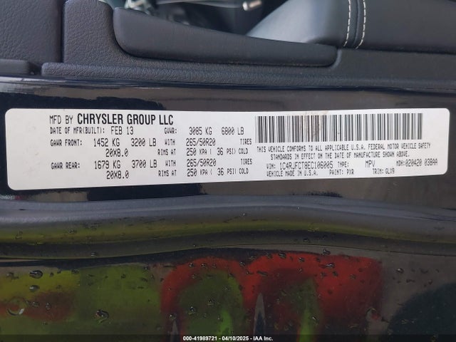 1C4RJFCT8EC106005 Jeep Grand Cherokee Overland