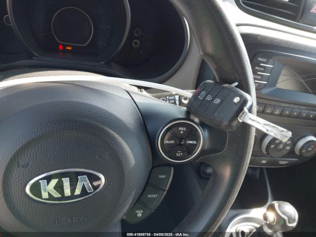KNDJN2A27G7298758 KIA Soul