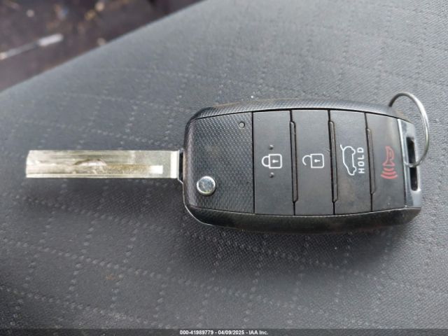 5XYPG4A31GG162332 KIA Sorento 2.4l Lx