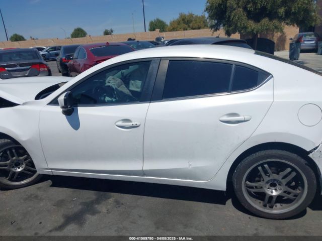 3MZBN1V36JM203294 Mazda Mazda3 Touring