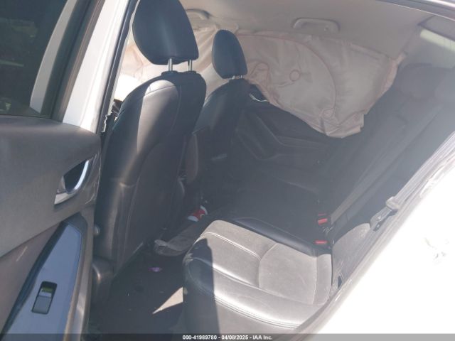 3MZBN1V36JM203294 Mazda Mazda3 Touring
