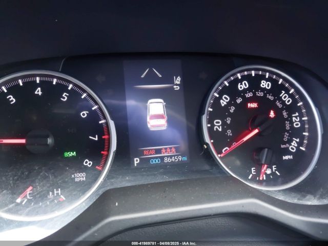 2T3G1RFV2MW145562 Toyota RAV4 LE