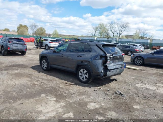 2T3G1RFV2MW145562 Toyota RAV4 LE