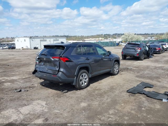 2T3G1RFV2MW145562 Toyota RAV4 LE