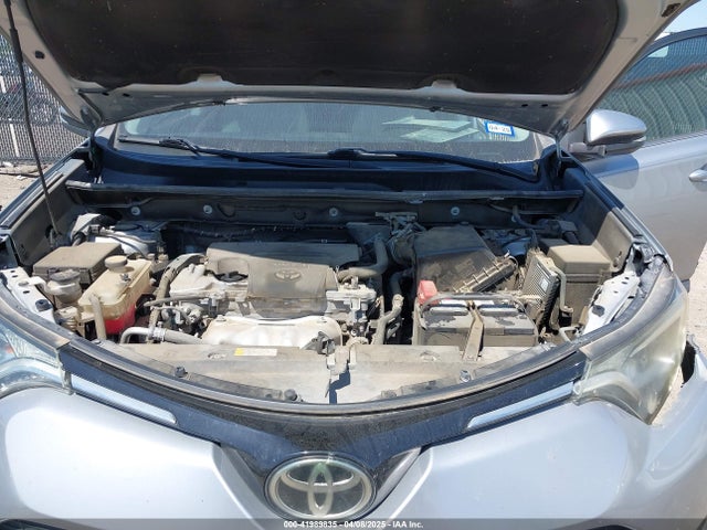 2T3WFREVXJW420797 Toyota Rav4 Xle