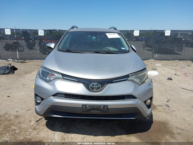 2T3WFREVXJW420797 Toyota Rav4 Xle
