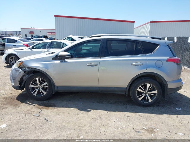 2T3WFREVXJW420797 Toyota Rav4 Xle