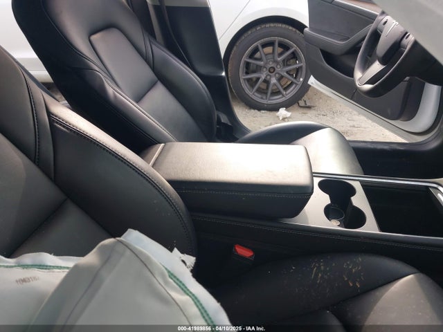 2022 TESLA MODEL 3 5YJ3E1EA9NF124914 Photo 4