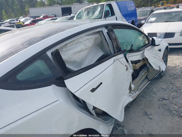 2022 TESLA MODEL 3 5YJ3E1EA9NF124914 Photo 5